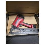 3ï¿½" clipped head pneumatic framing nailer