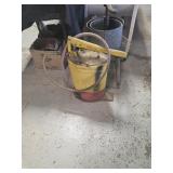 Vintage Alemite model 7149 lubricant pump