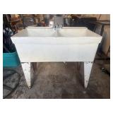 Double sink