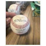 Signed baseball bal non authenticated