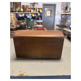 Jewelry box