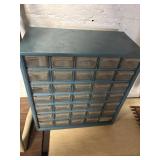 Bolt organizer
