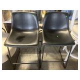 New black faux leather bucket seat barstool
