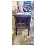 Record stand
