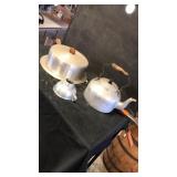Old teapot old cake pan