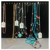 Pierdinock's Christmas & Jewelry Stockport Auction