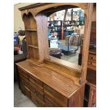 Dresser With Mirror