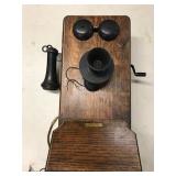 Kellog Oak Wall telephone