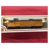 HO Bachman UP 824