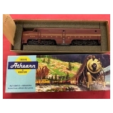 HO Athena PRR 5752 Gold Stripe Dummy Diesel