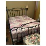 Bed w/ bed frame 