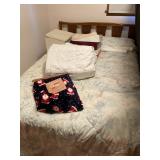 Full size bed