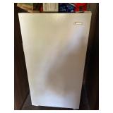 Upright freezer