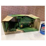 1993 John Deere 9600 combine