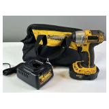 DeWalt 18V Cordless Impact DC825 With Charger And Bag.