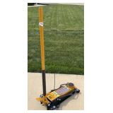 Cat 3-Ton Low Profile Floor Jack