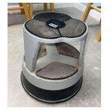 Kik Step Rolling Step Stool