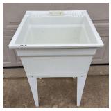 Hard Plastic Utility Wash Tub / Sink