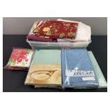 Table Cloths & Linens