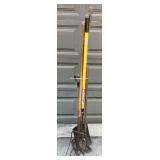 Tater Fork, Shovels and Pitchfork