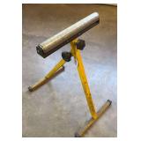Foldable Material Roller