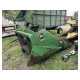 243 John Deere corn head
