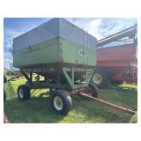 Dakon Gravity Wagon on10 ton Minnesota Running Gea