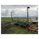 John Deere 7000  6 row pull type planter 15' spacg