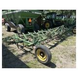 John Deere 1100 Field Cultivator 20'