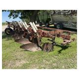 International 710 5 bottom plow