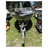 '88 Blue Fin 18' 10'  Fishing Boat and Trailer