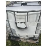 1000 gallon water tank