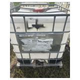 1000 gallon water tank