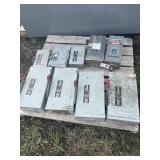 Electrical boxes (9) I328