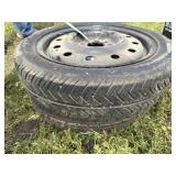 T135/70D15 tires on rims