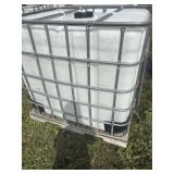 1000 gallon water tank