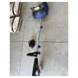 Snowjoe 10 inch snowblower with charger