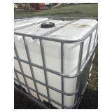1000 gallon water tank