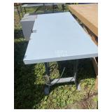 Metal table
