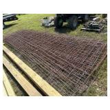 Stack of wire fence panels (18)