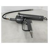Air grease gun
