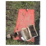 Feeders, heating mat and grinder