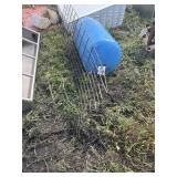 Fence piece and air tank