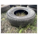 LT265/75R16 tire