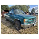 '95 Chevrolet K1500  w/10 tires in bed