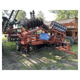 International 485 Disk  24'   9' spacing