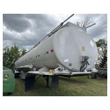 '95 Polar tanker 40'  9000 Gallon