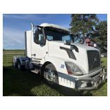 2014 Volvo Day Cab  with I shift