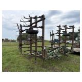 John Deere Field Cultivator w/drag 24
