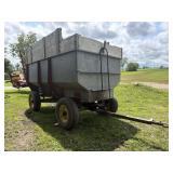 Flarebox Wagon on John Deere gear